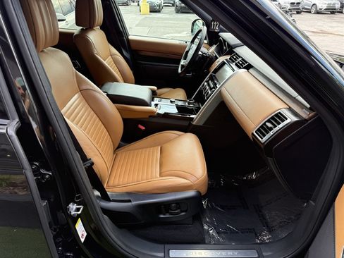 Used 2017 Land Rover Discovery HSE Luxury AWD/4WD image 19