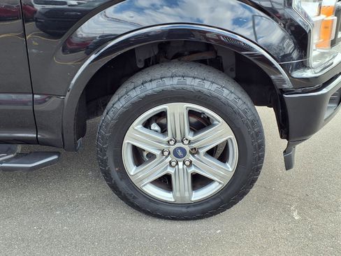 Used 2018 Ford F150 XLT w/ Equipment Group 302A Luxury image 26