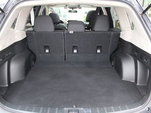 Used 2019 Subaru Forester Premium image 39