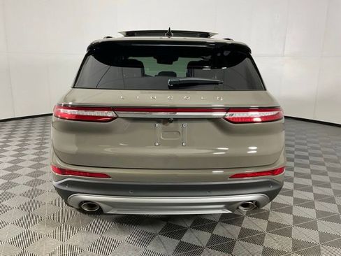 Used 2025 Lincoln Corsair Reserve AWD/4WD image 6