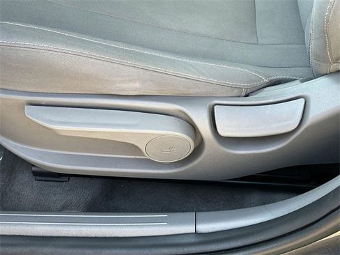 Used 2022 Hyundai Elantra SEL w/ Cargo Package image 31