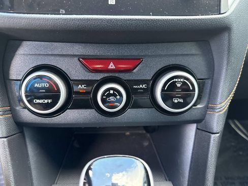 Used 2021 Subaru Crosstrek 2.5i Limited w/ Moonroof Package 1 AWD/4WD image 34