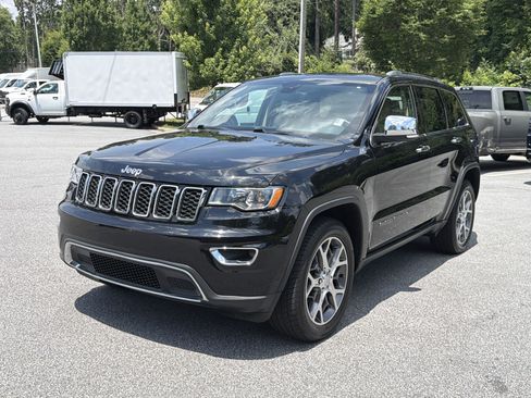 Used 2020 Jeep Grand Cherokee Limited w/ Luxury Group II AWD/4WD image 3