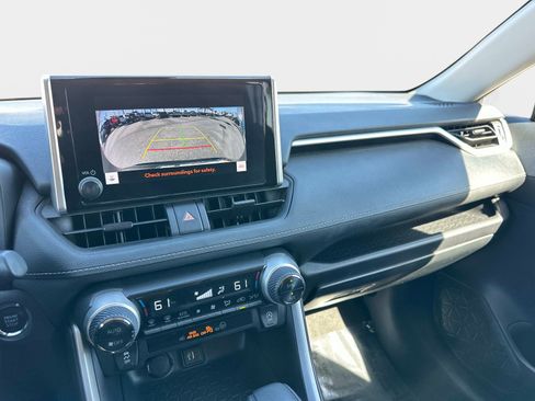 Used 2024 Toyota RAV4 XLE image 25
