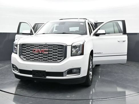 Used 2020 GMC Yukon Denali w/ Open Road Package AWD/4WD image 47