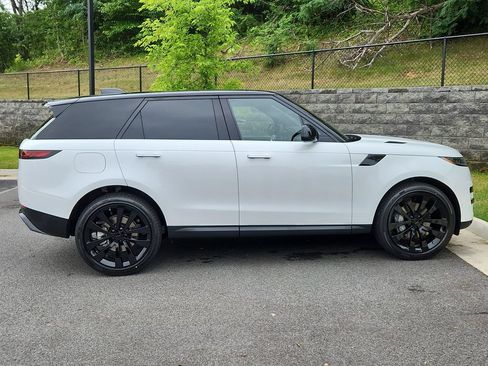 New 2026 Land Rover Range Rover Sport SE AWD/4WD image 11