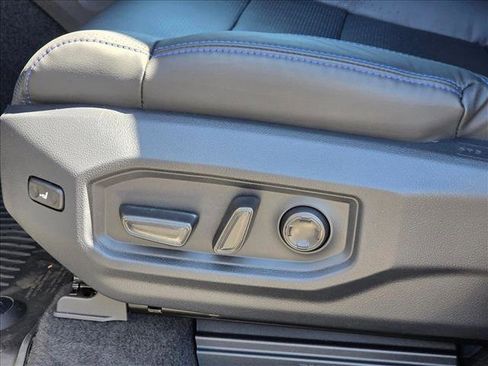 New 2026 Toyota Tundra Platinum AWD/4WD image 4