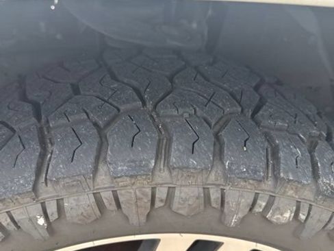 Used 2017 Toyota 4Runner Limited AWD/4WD image 15