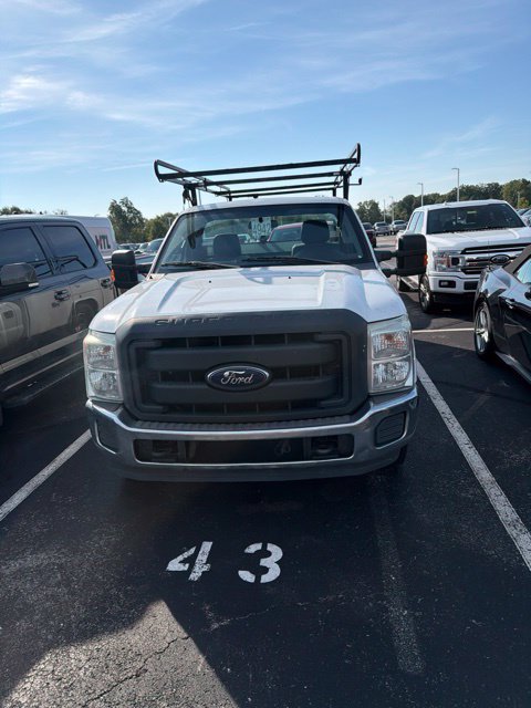 Used 2015 Ford F250 XL w/ Power Equipment Group RWD image 3