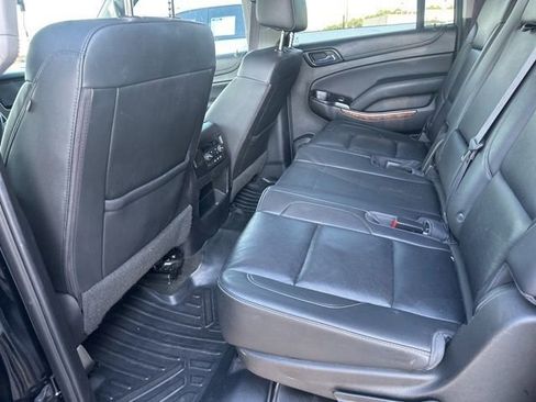 Used 2017 Chevrolet Suburban Premier image 9