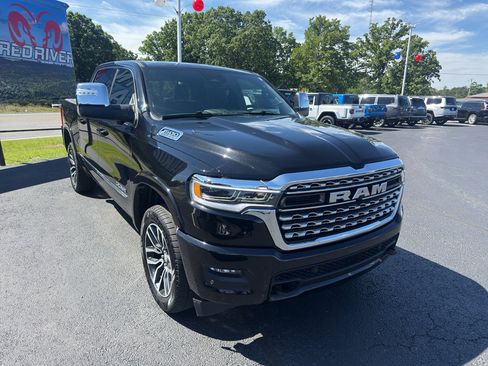 Used 2025 RAM 1500 Limited w/ Trailer Tow Group AWD/4WD image 3