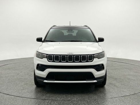 Used 2025 Jeep Compass Limited image 1
