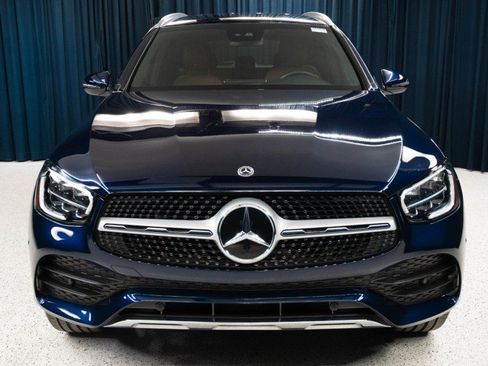 Certified 2022 Mercedes-Benz GLC 300 image 2