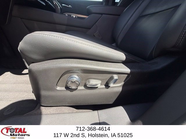 Used 2025 Cadillac XT4 Premium Luxury AWD/4WD image 10