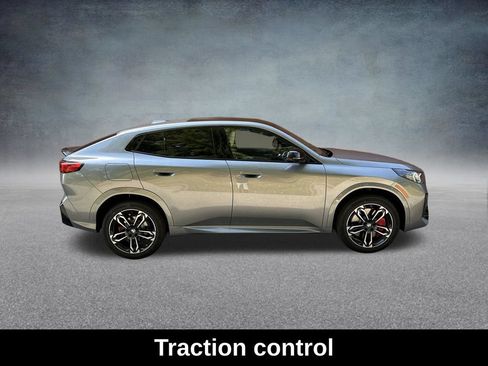 Used 2026 BMW X2 xDrive28i AWD/4WD image 11