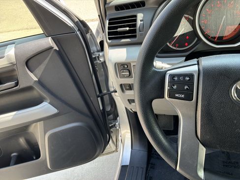 Used 2012 Toyota 4Runner SR5 RWD image 19