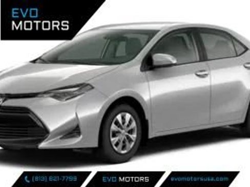 Used 2019 Toyota Corolla LE FWD image 1