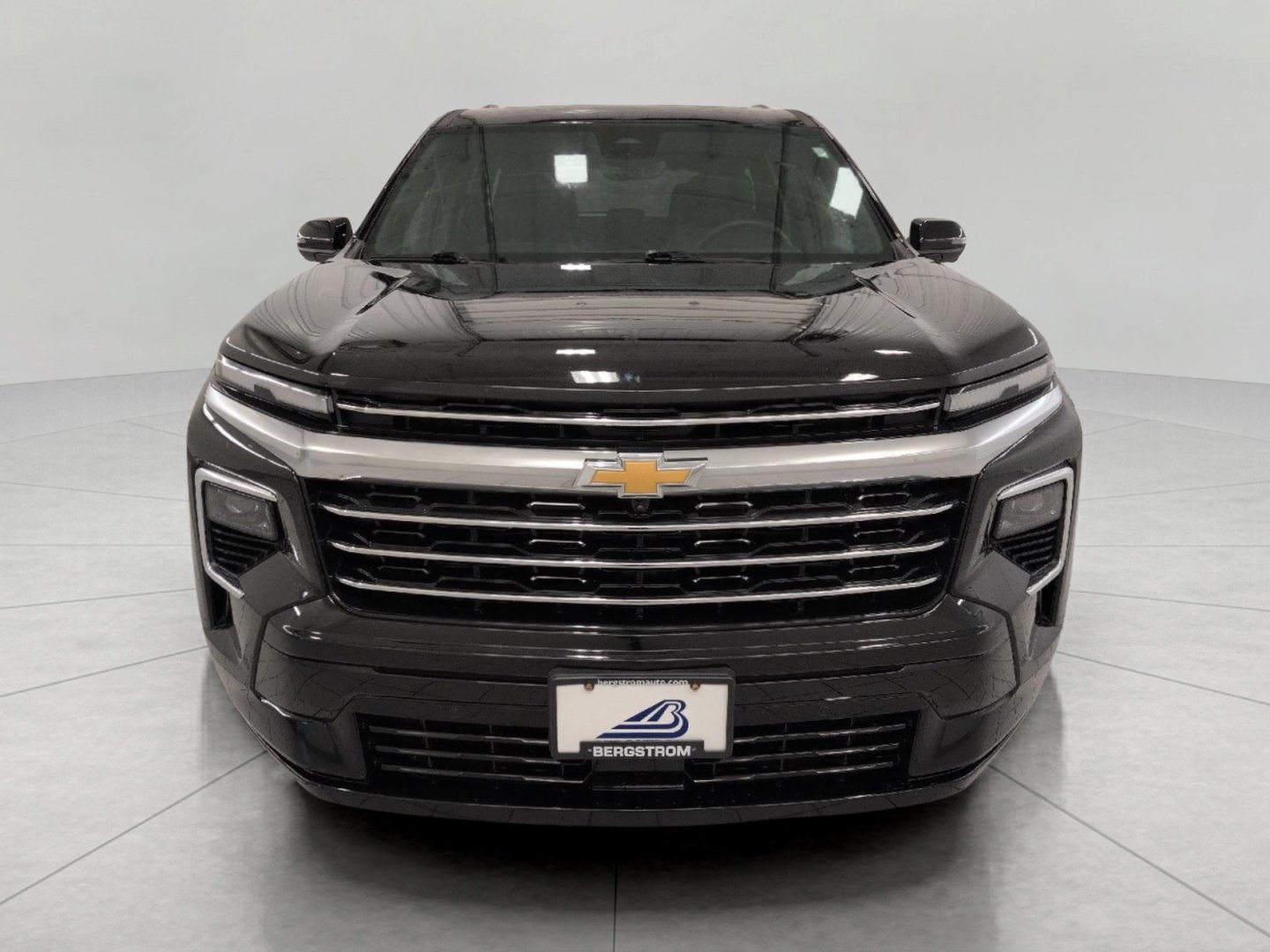 Used 2026 Chevrolet Traverse High Country w/ LPO, Floor Liner Package AWD/4WD image 13