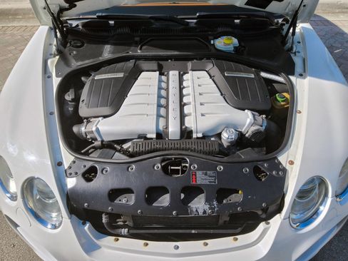 Used 2013 Bentley Flying Spur Flying Spur image 40