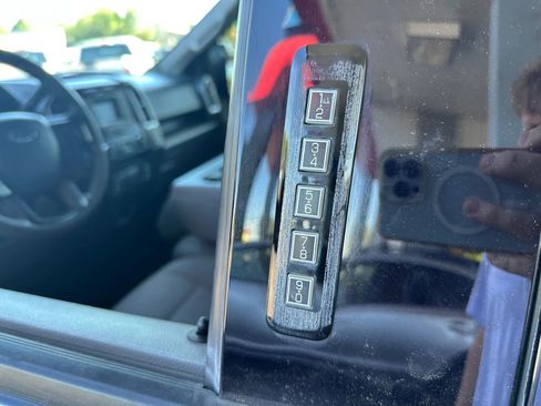 Used 2016 Ford F150 XLT w/ XTR Package AWD/4WD image 3
