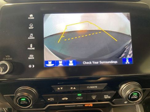 Used 2018 Honda CR-V Touring image 20