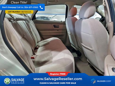 Used 2004 Ford Taurus SES image 13
