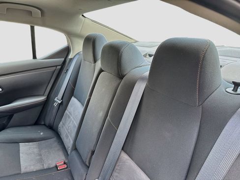 Used 2023 Nissan Sentra SR w/ Electronics Package FWD image 20