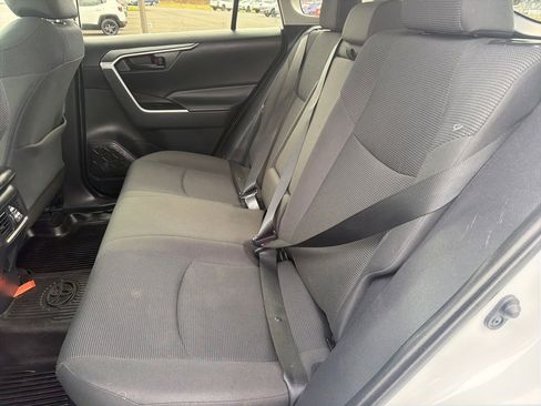 Used 2019 Toyota RAV4 LE w/ Carpet Mat Package image 18