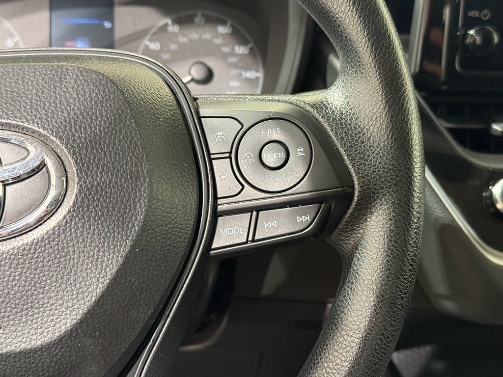 Certified 2025 Toyota Corolla LE FWD image 22