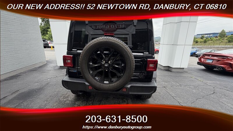 Used 2021 Jeep Wrangler Unlimited Sahara w/ Cold Weather Group AWD/4WD image 4