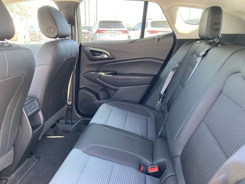 Used 2025 Chevrolet Trax LT image 10