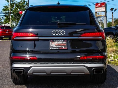Used 2025 Audi Q7 2.0T Premium w/ Convenience Package AWD/4WD image 5