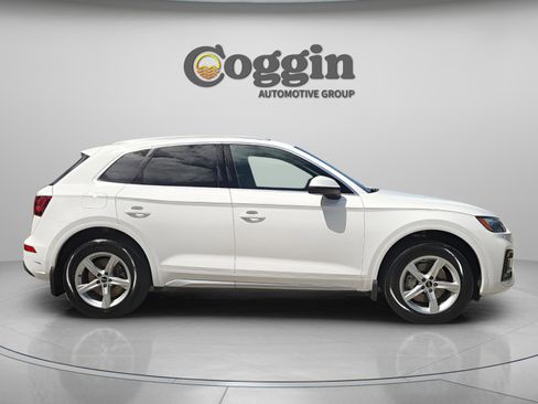 Used 2021 Audi Q5 Premium w/ Convenience Package AWD/4WD image 7