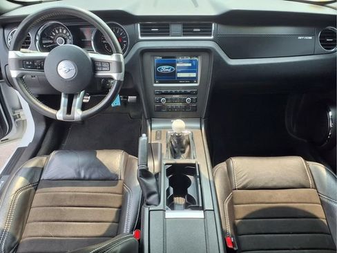 Used 2014 Ford Mustang GT Premium w/ Electronics Package RWD image 12