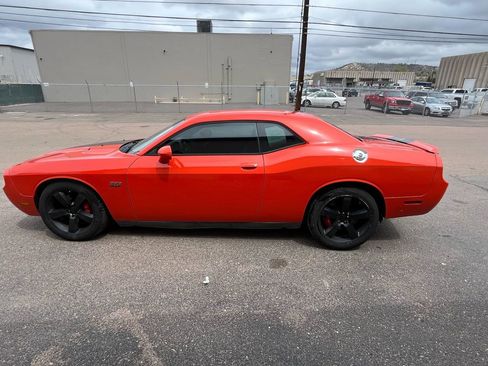 Used 2013 Dodge Challenger SRT8 w/ Harman Kardon Audio Group image 8