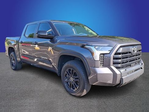 Used 2024 Toyota Tundra SR5 w/ SR5 Convenience Package AWD/4WD image 3