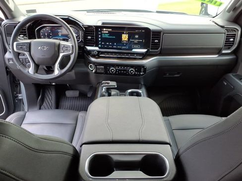 Used 2025 Chevrolet Silverado 1500 RST w/ RST All Star Premium Package AWD/4WD image 6