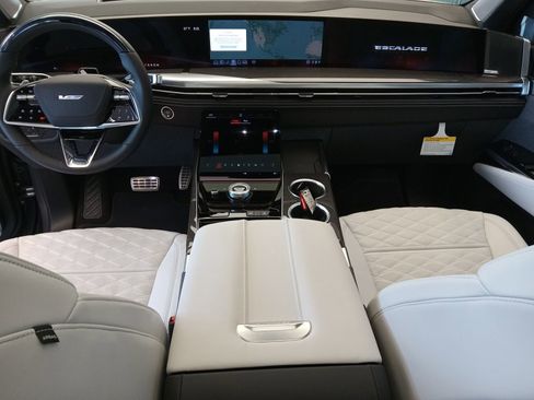 New 2026 Cadillac Escalade V w/ LPO, Onyx Lite Package image 15