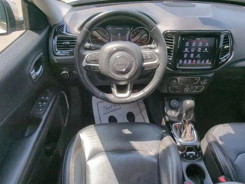 Certified 2018 Jeep Compass Limited AWD/4WD image 8