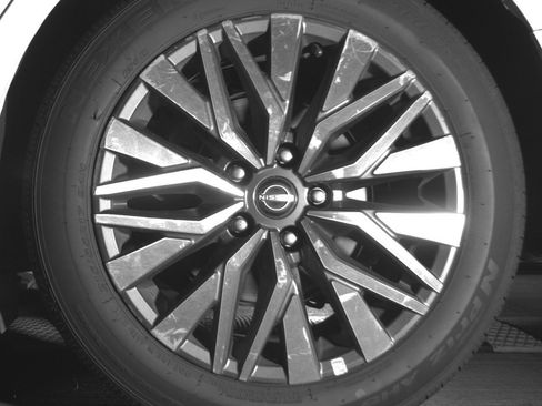 Used 2025 Nissan Altima 2.5 SV image 14