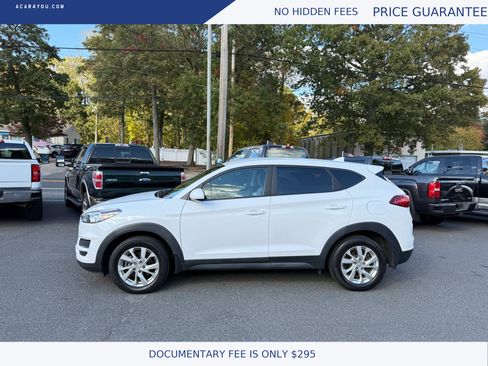Used 2020 Hyundai Tucson SE image 3