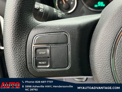 Used 2017 Jeep Wrangler Sport image 17