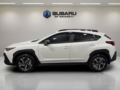Used 2026 Subaru Crosstrek 2.0i Premium AWD/4WD image 2