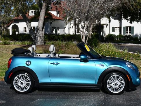 Used 2017 MINI Cooper S image 42