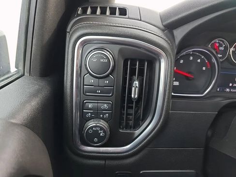 Used 2022 Chevrolet Silverado 2500 LT w/ Convenience Package AWD/4WD image 28