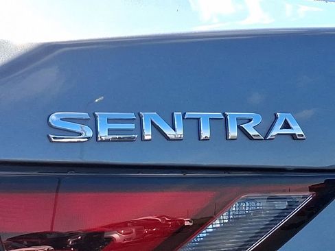 Used 2024 Nissan Sentra S FWD image 30