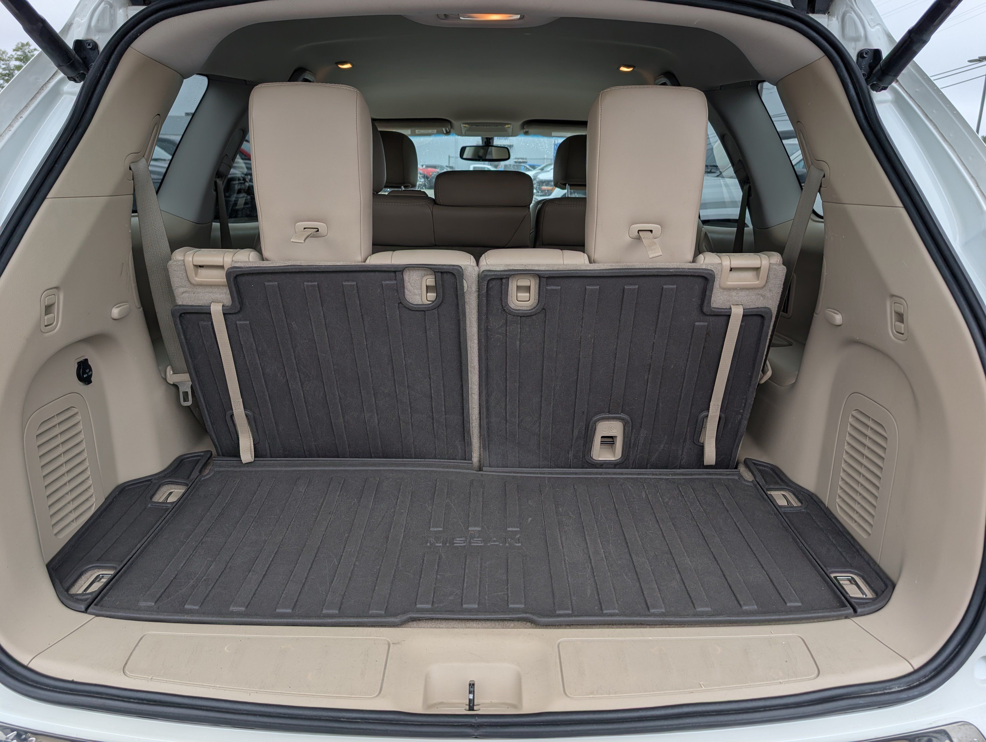 Used 2015 Nissan Pathfinder SL w/ SL Tech Package FWD image 14