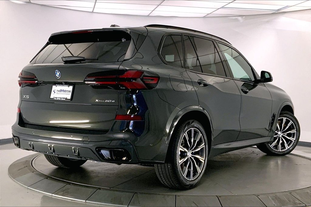 Used 2026 BMW X5 xDrive50e w/ Executive Package AWD/4WD image 12