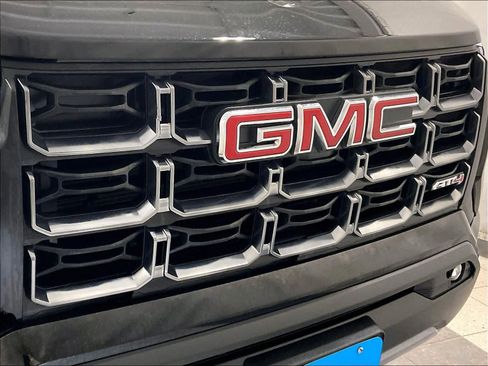 Used 2023 GMC Canyon AT4 w/ AT4 Premium Package image 33
