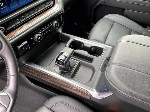 Certified 2025 Chevrolet Silverado 1500 LT w/ Leather Package image 15